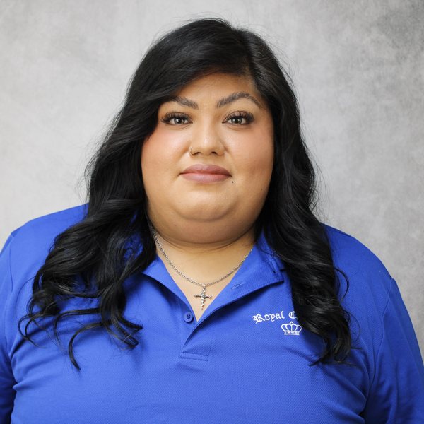 Jacqueline, Customer Service Representative
